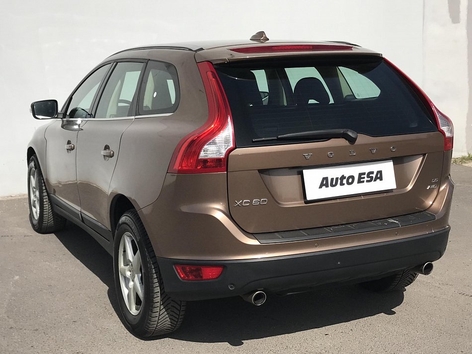 Volvo XC60 2.4D5 Summum 4x4