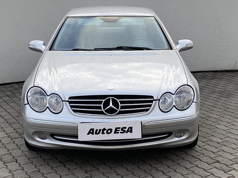 Mercedes-Benz CLK 2.6  240