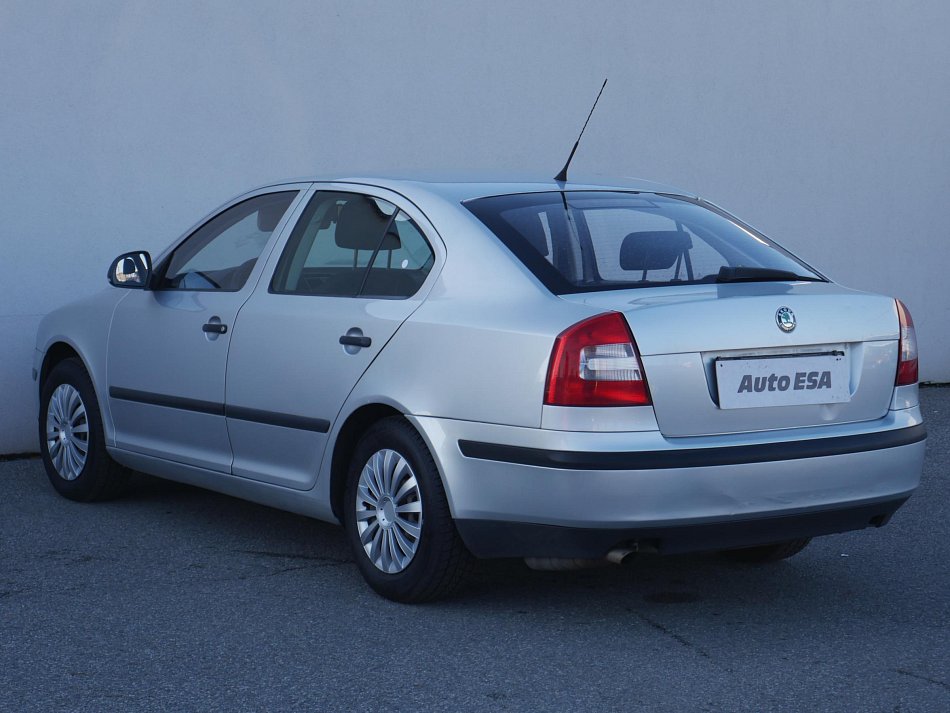 Škoda Octavia II 1.6i Ambiente