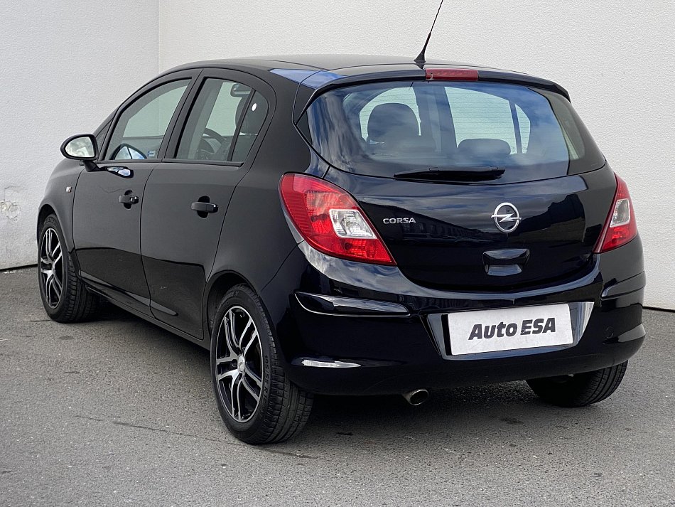 Opel Corsa 1.4i 