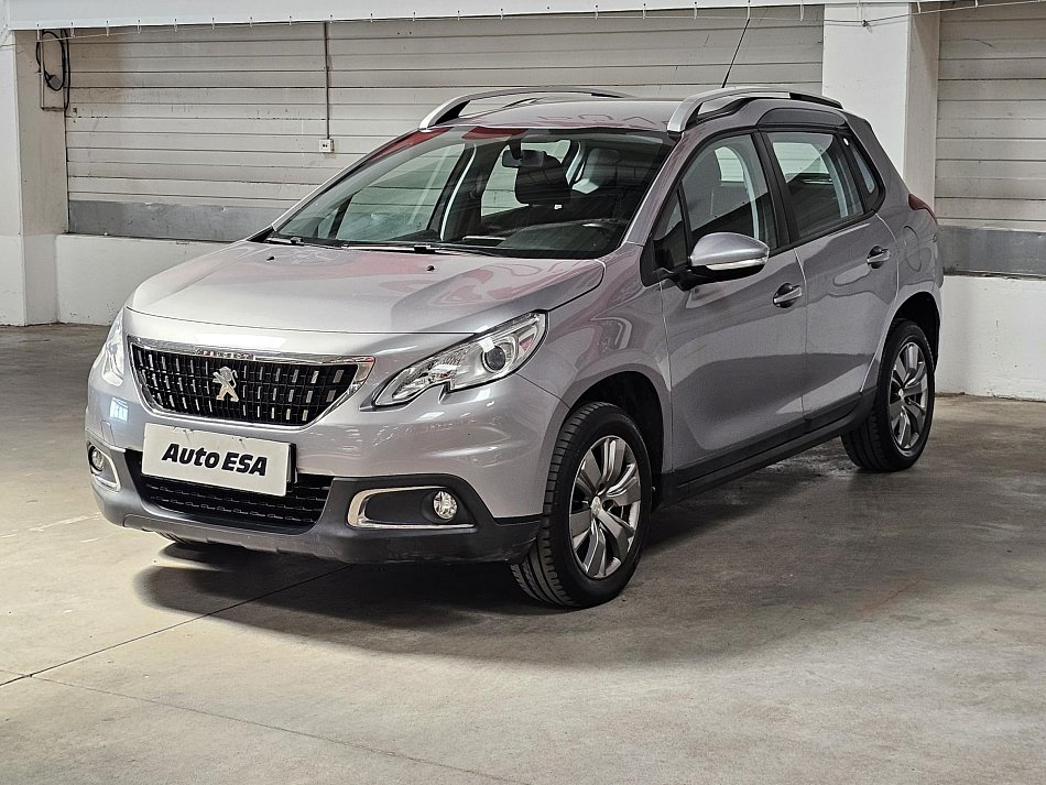 Peugeot 2008 1.2 PT 