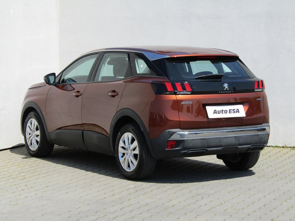 Peugeot 3008 1.2PT 