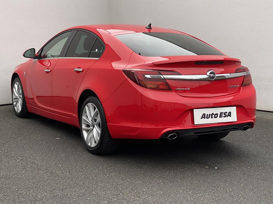 Opel Insignia 2.0 T OPC line 4x4