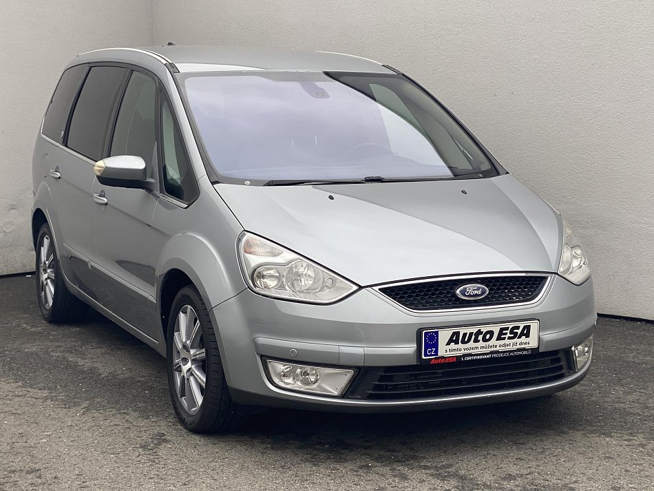 Ford Galaxy 2.2 TDCi Ghia 7 míst