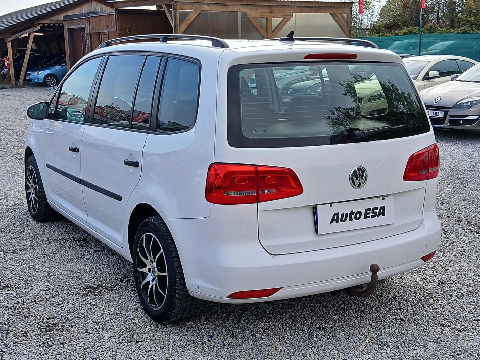 Volkswagen Touran 1.6 TDi 