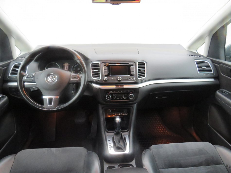 Volkswagen Sharan 2.0TDi 