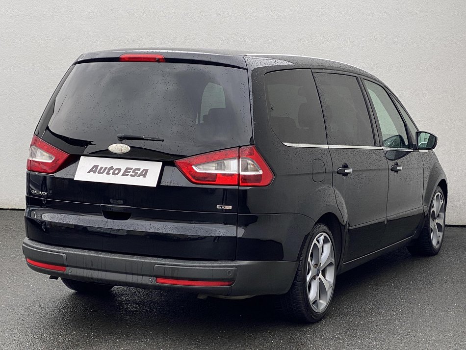 Ford Galaxy 2.2 TDCi Titanium 7míst