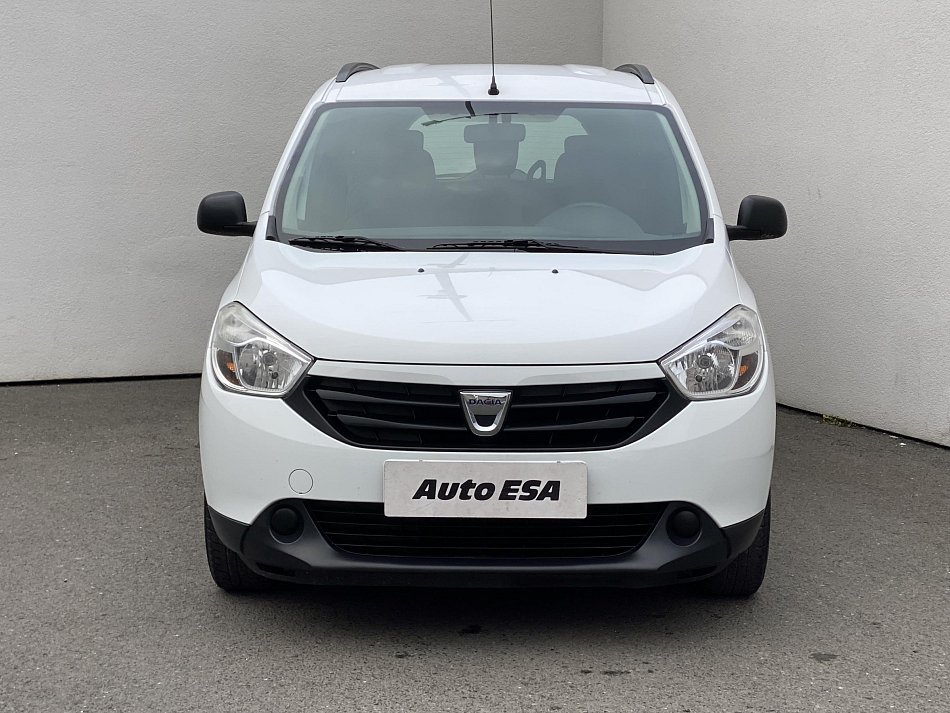 Dacia Lodgy 1.6 i 