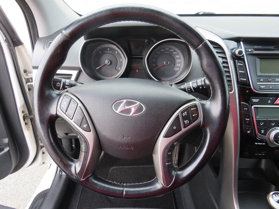 Hyundai I30 1.4CRDI 