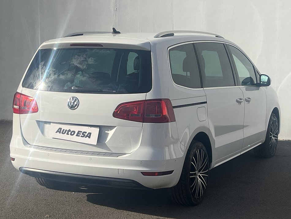 Volkswagen Sharan 2.0 TDi 