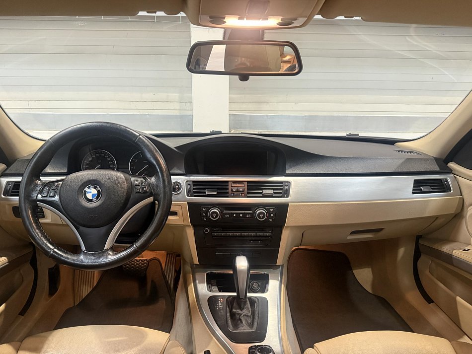 BMW Řada 3 3.0i  330 xDrive