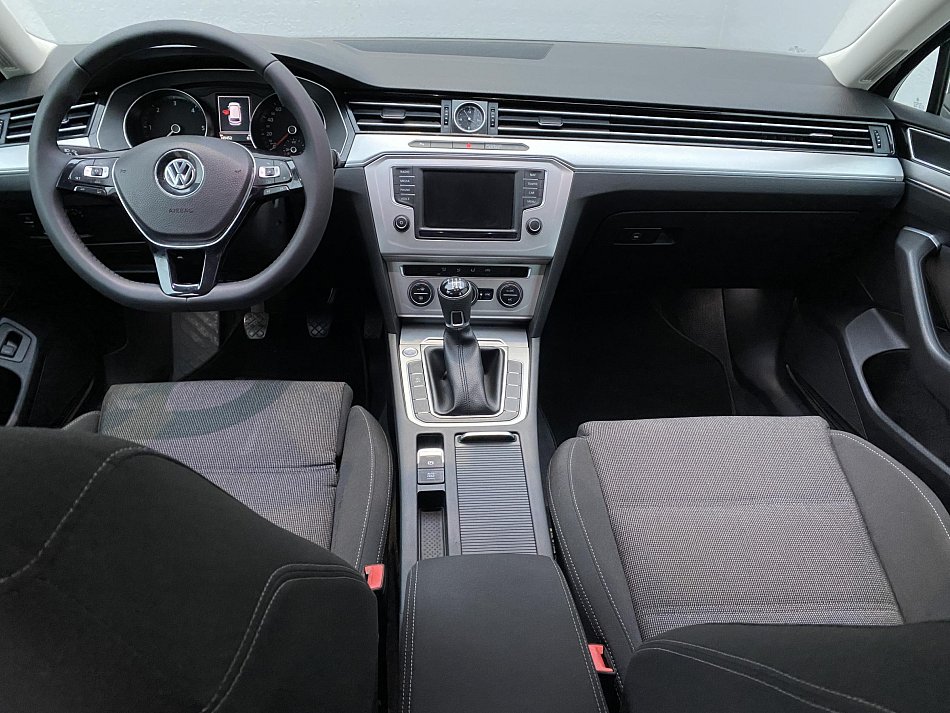 Volkswagen Passat 1.6 TDi Comfortline