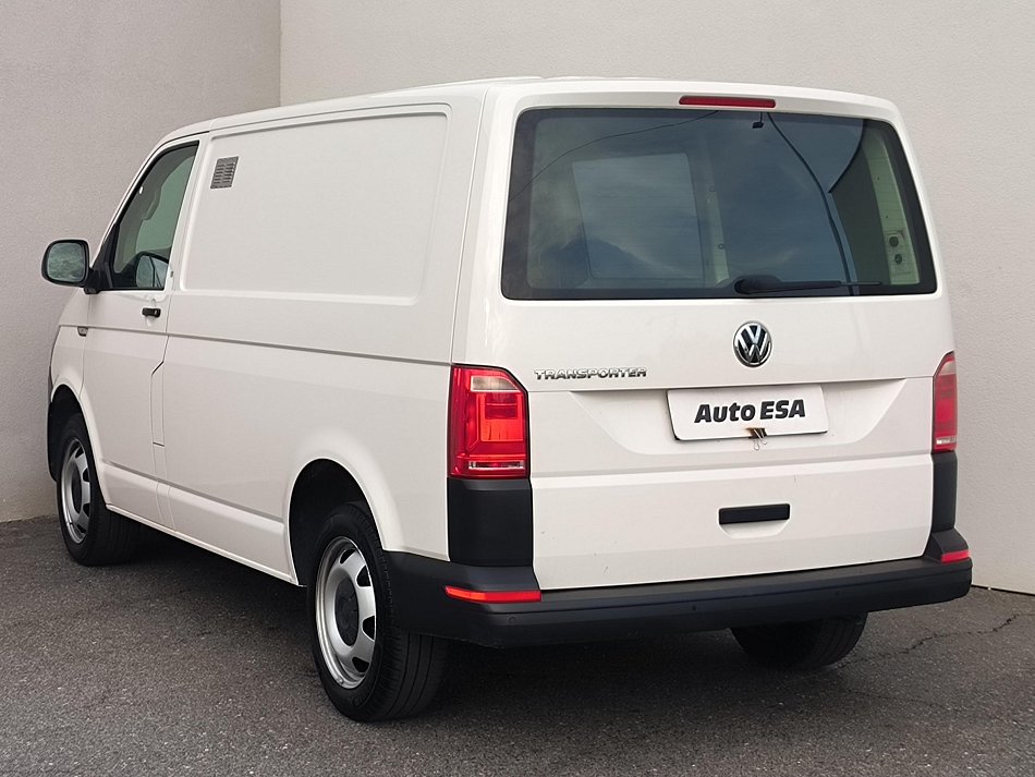 Volkswagen Transporter 2.0TDi  L1H1