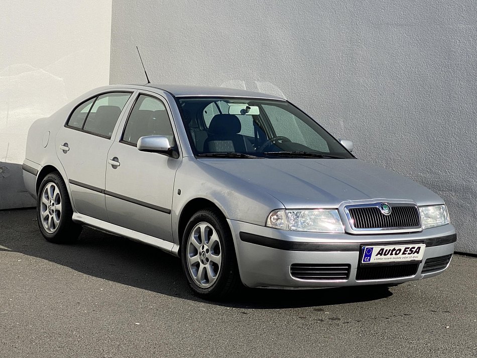 Škoda Octavia 1.6 i 