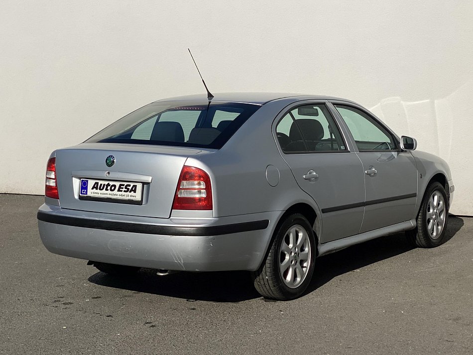 Škoda Octavia 1.6 i 