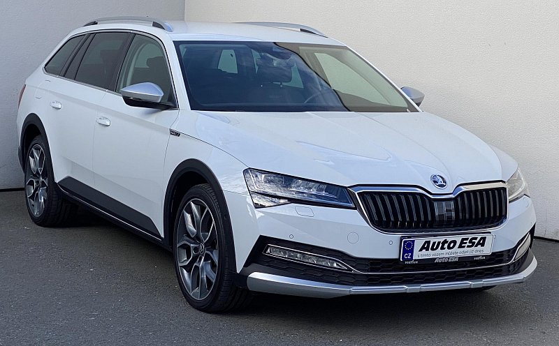 Škoda Superb III 2.0 TDi Scout 4x4