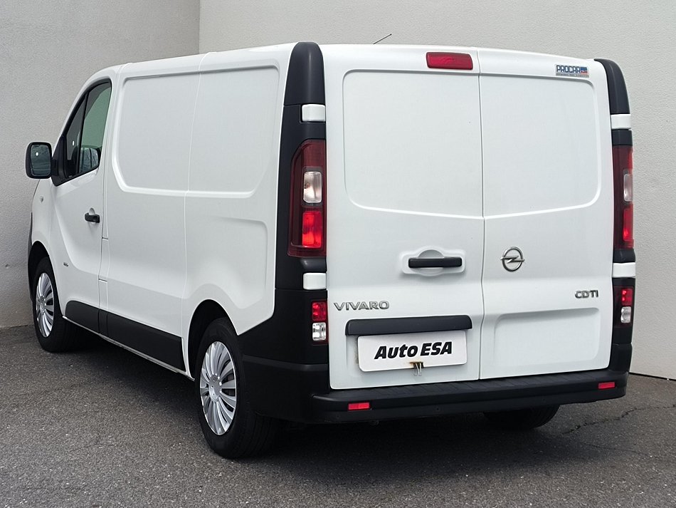 Opel Vivaro 1.6CDTi  L1H1 RAMPA