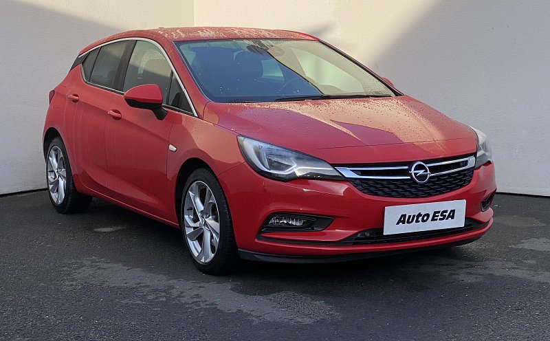 Opel Astra 1.6T Dynamic