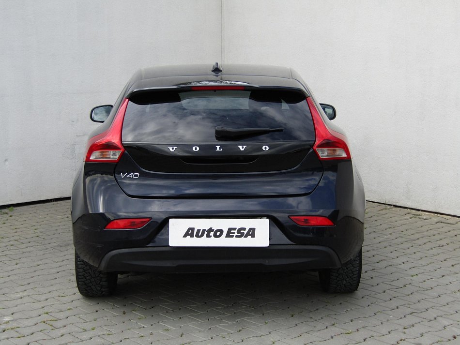 Volvo V40 2.0 D 