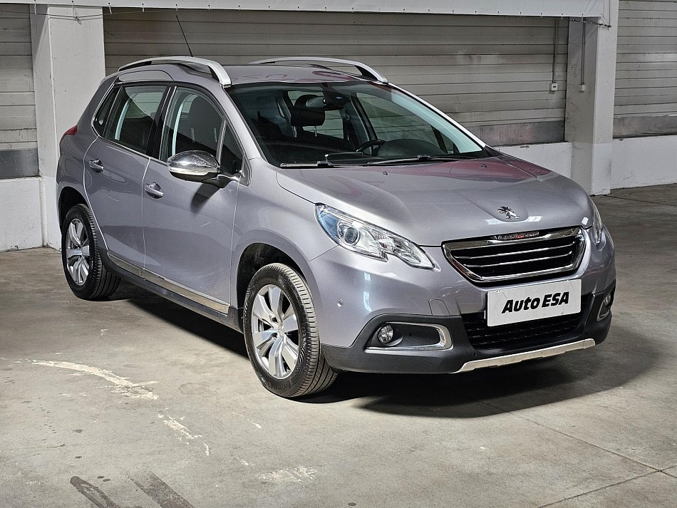 Peugeot 2008 1.2PT 