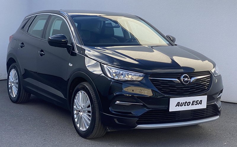 Opel Grandland X 1.2T Innovation