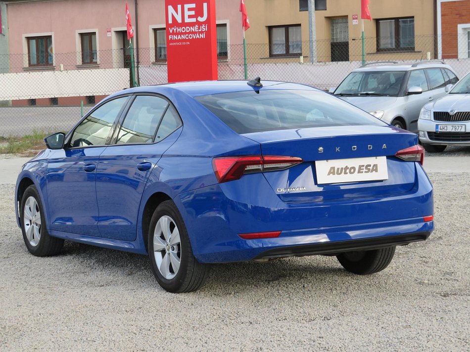 Škoda Octavia IV 1.5 TSi Active