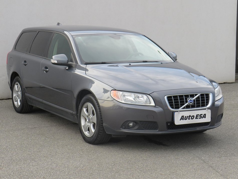 Volvo V70 2.4 D5  4x4