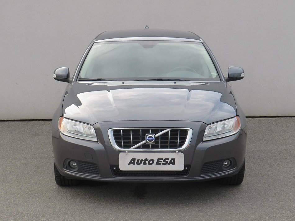 Volvo V70 2.4 D5  4x4