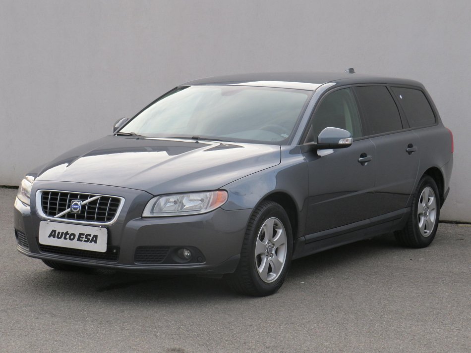 Volvo V70 2.4 D5  4x4