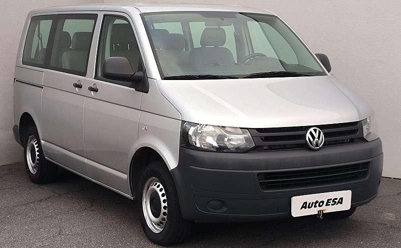 Volkswagen Transporter 2.0TDi  9míst