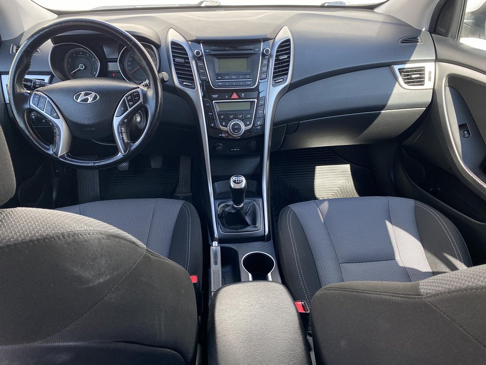 Hyundai I30 1.6 i 