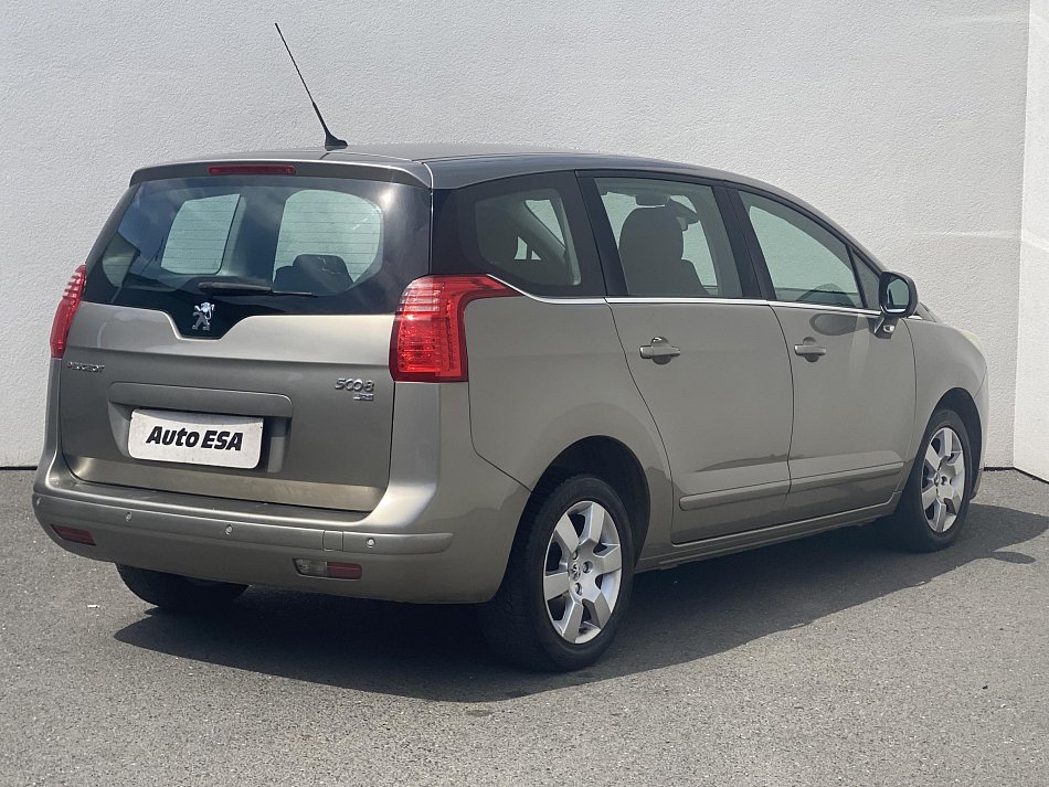 Peugeot 5008 1.6 HDi 