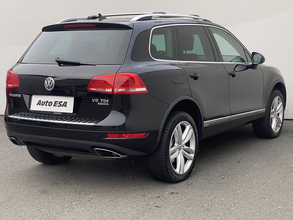 Volkswagen Touareg 3.0 TDi  4X4