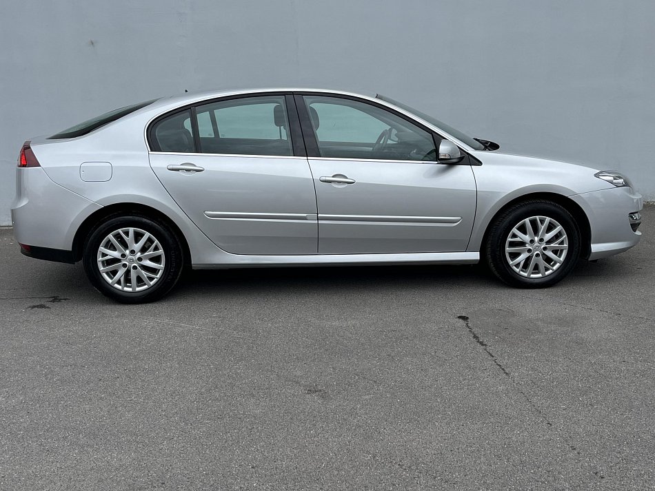 Renault Laguna 1.5dCi Black Edition