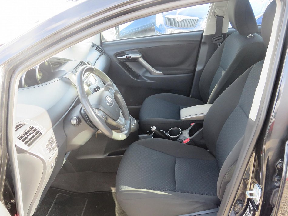 Toyota Verso 1.8 i Edition