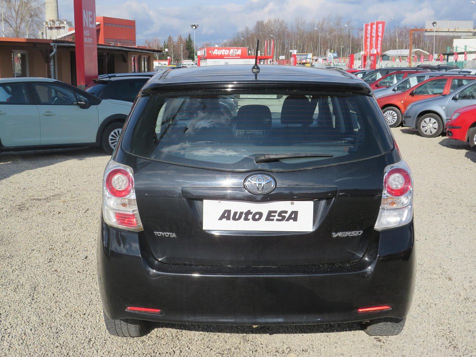 Toyota Verso 1.8 i Edition