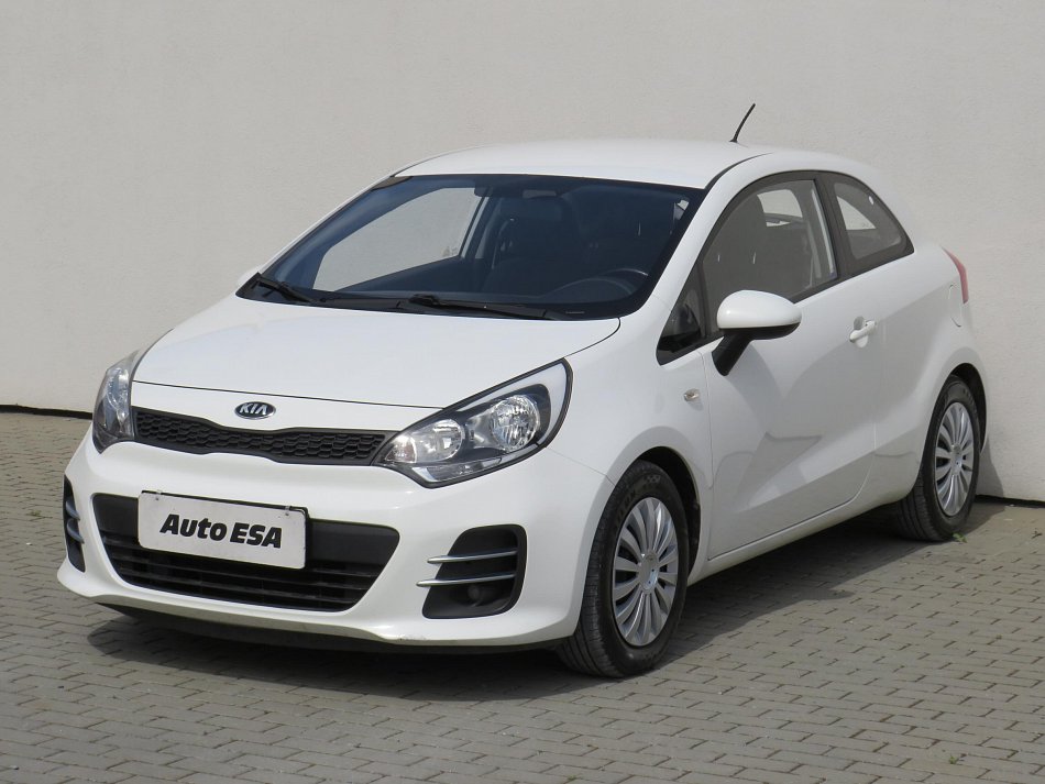 Kia Rio 1.3i 