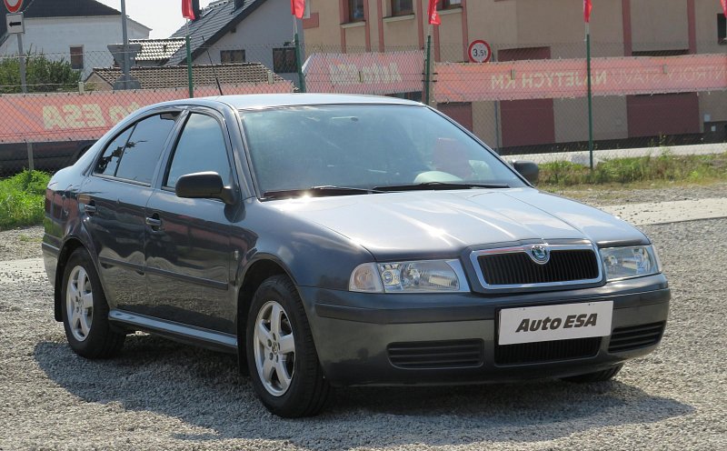 Škoda Octavia 1.6 i 