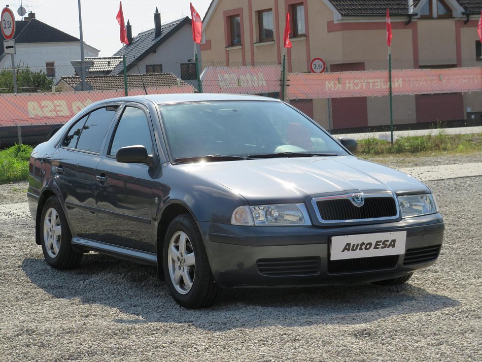 Škoda Octavia 1.6 i 