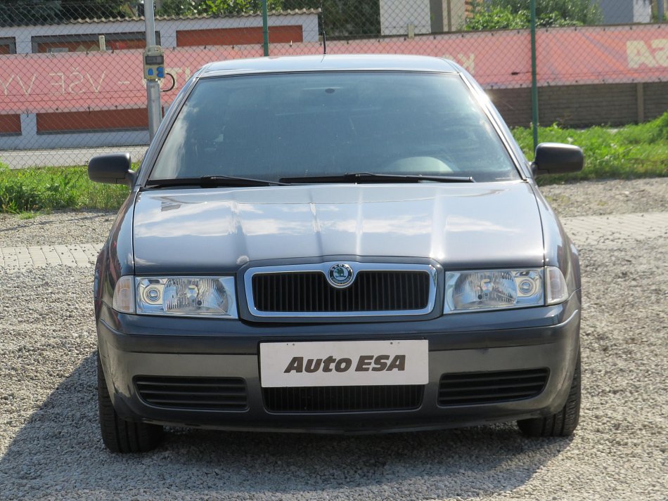 Škoda Octavia 1.6 i 