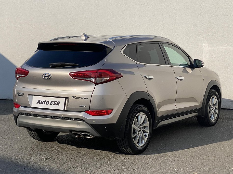 Hyundai Tucson 2.0CRDi  4WD