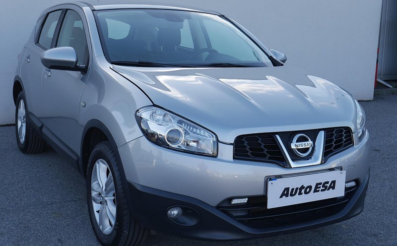 Nissan Qashqai 2.0i 