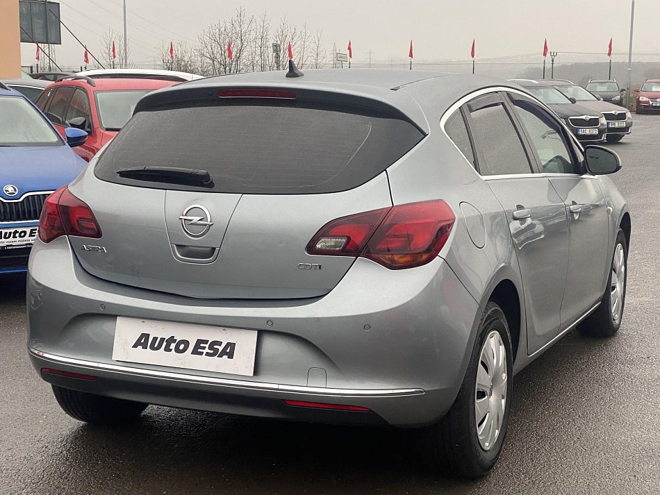 Opel Astra 1.6CDTi 