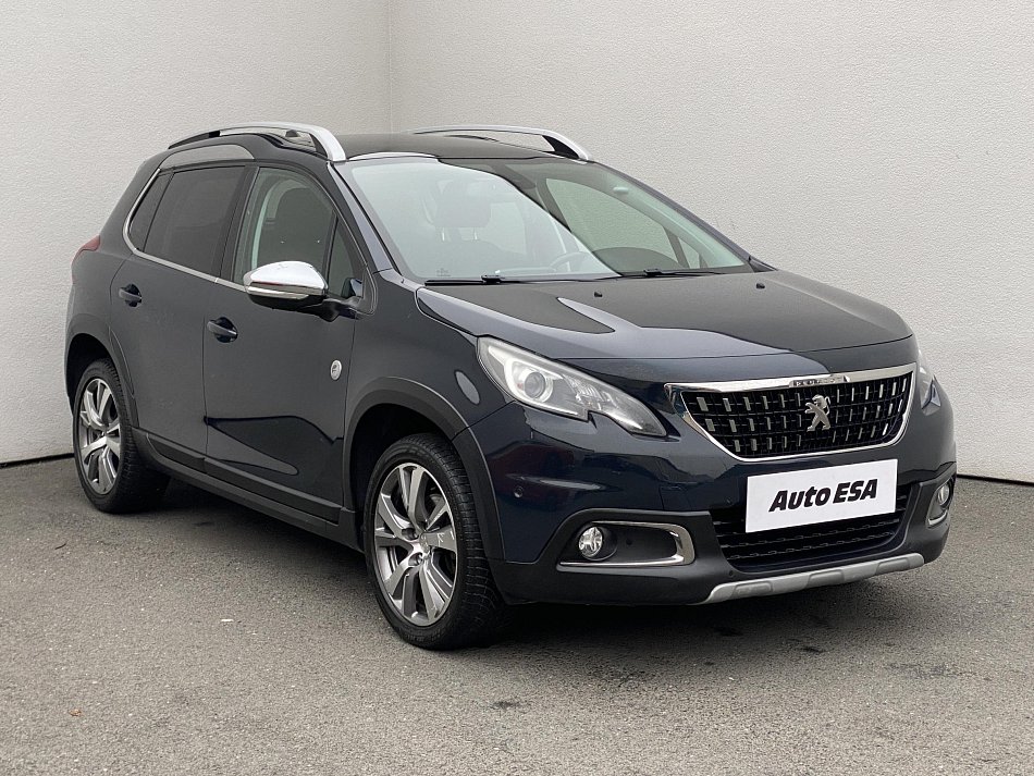 Peugeot 2008 1.2 PT Crossway