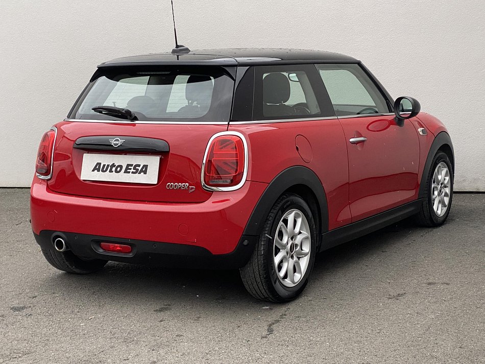 Mini Cooper 1.5 D 