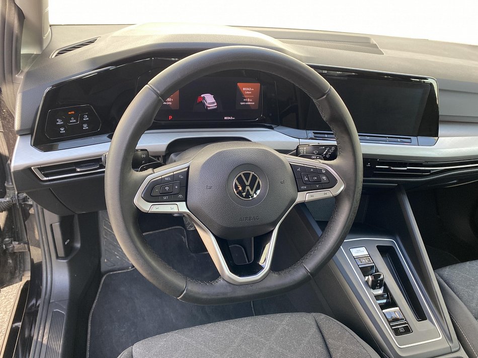 Volkswagen Golf 1.5 eTSi Life