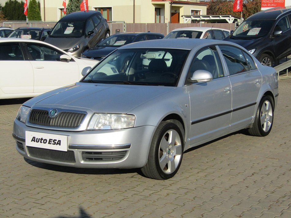 Škoda Superb 2.8 V6 