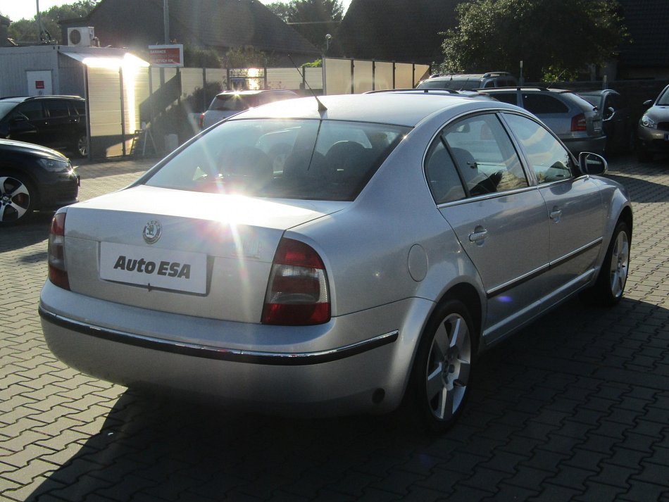 Škoda Superb 2.8 V6 