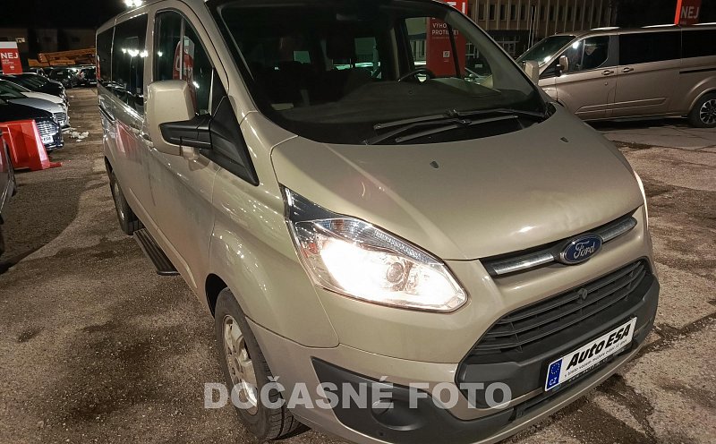 Ford Tourneo Custom 2.2TDCi Limited L2