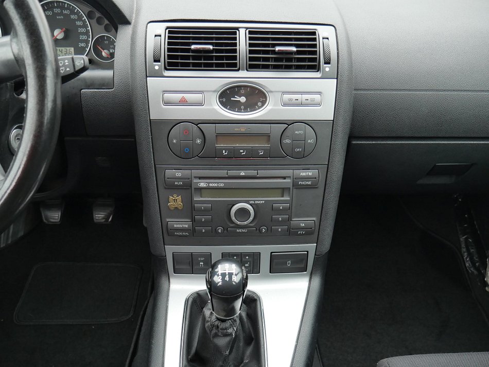 Ford Mondeo 1.8 i 